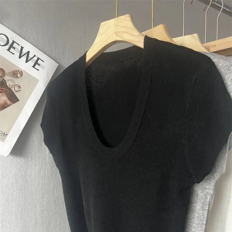 Pull femme Incontournable pour un look frais et moderne Sublime votre tenue