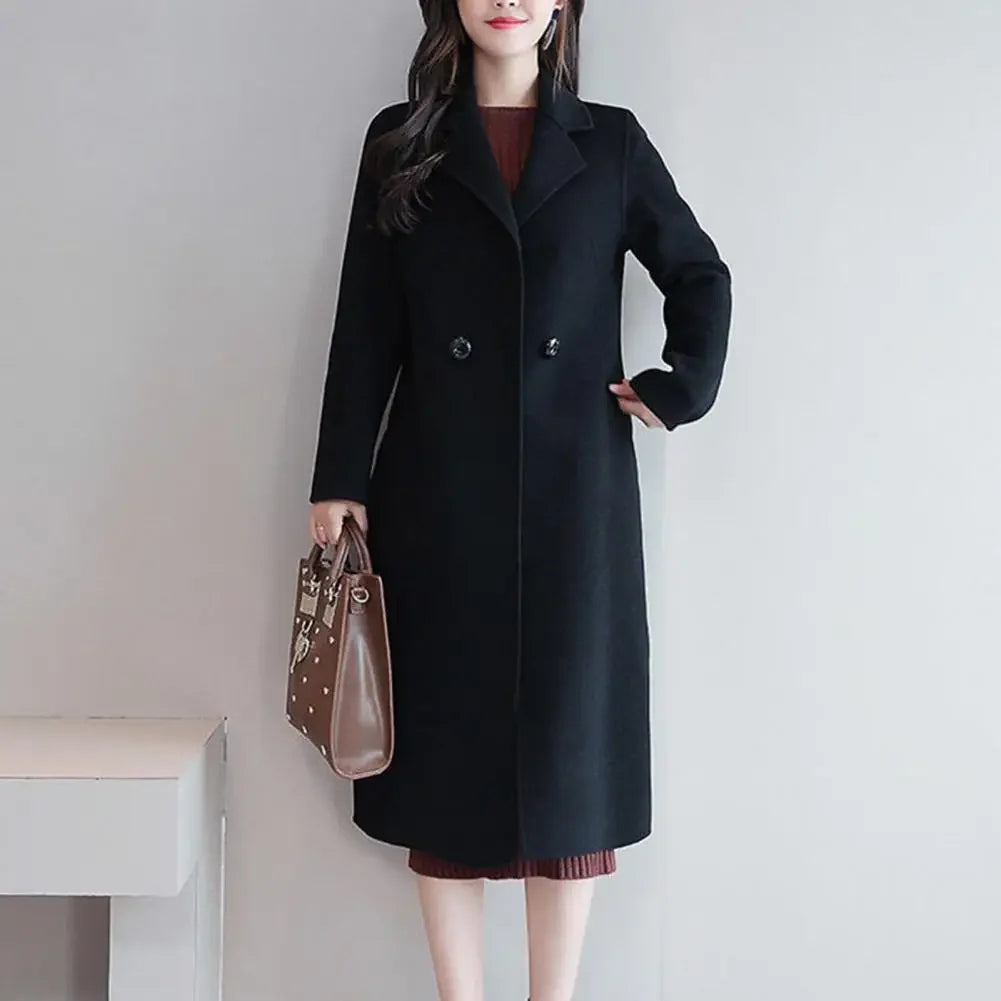 manteau femme en laine -cachemire raffiné pour un look irréprochable.
