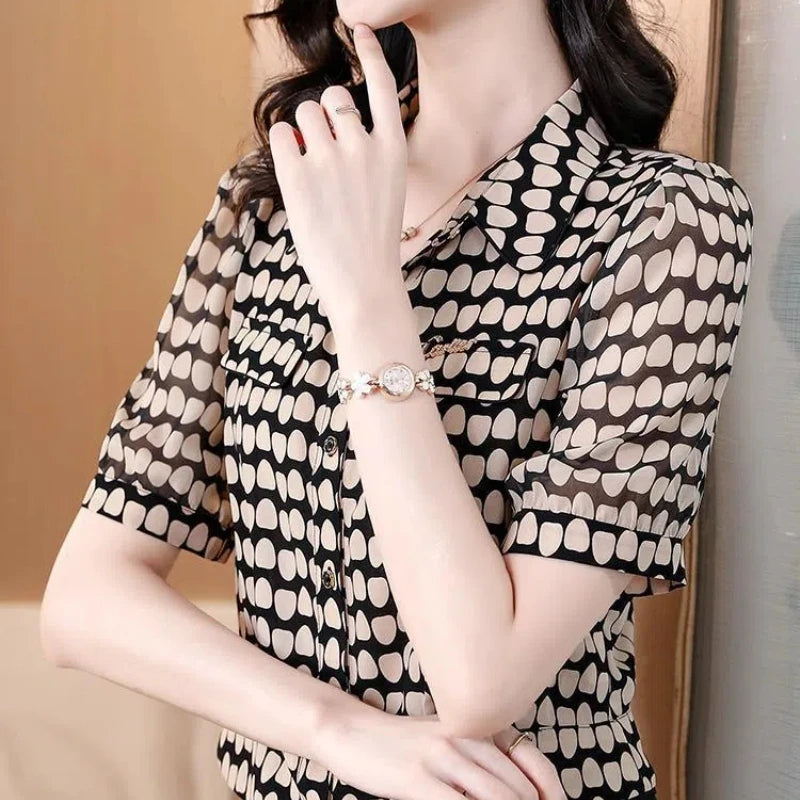 Temperament Fashion Summer Chiffon Shirts Women Polo-Neck Single Breasted Polka Dot Western Style Short Corset Short Sleeve Tops