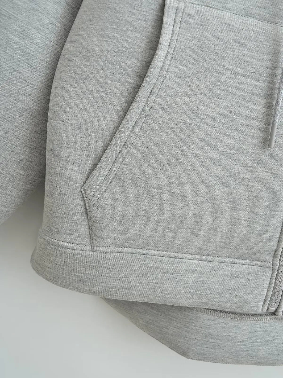 Sweat-shirt mixe Automne hiver Se porte seule pour une allure décontractée Vous pouvez le customiser facilement chez vous